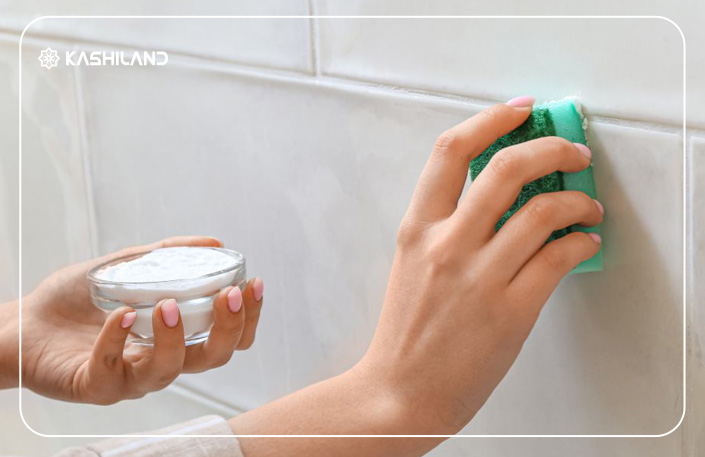 جوش شیرین خاصیت سایندگی ملایم دارد و برای پاک کردن لکه‌های سخت مناسب می‌باشد.